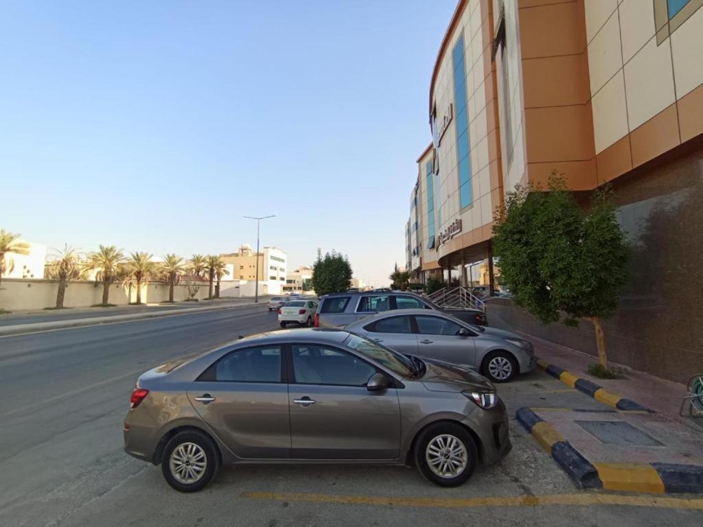 Ajnha Almasm Almkhdoma - ha Grnata Aparthotel Riade Exterior foto